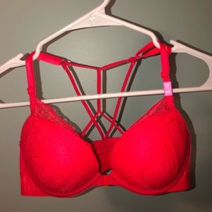 Red lace VS pink bra